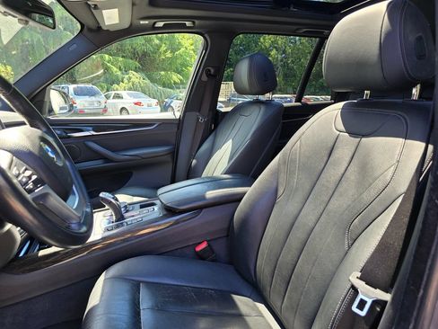 Used 2018 BMW X5 xDrive35i w/ Premium Package AWD/4WD image 12