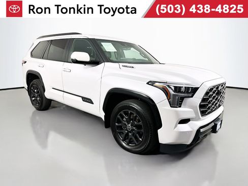 Certified 2024 Toyota Sequoia Platinum AWD/4WD image 1
