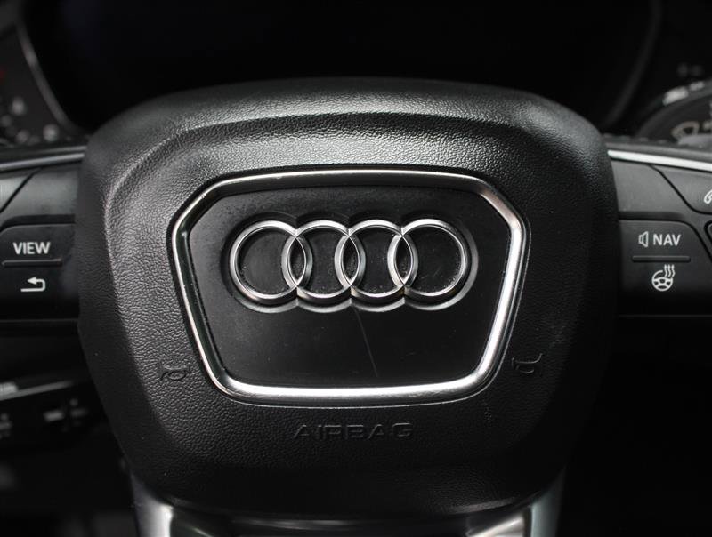 Used 2018 Audi Q5 Prestige w/ Prestige Package AWD/4WD image 13