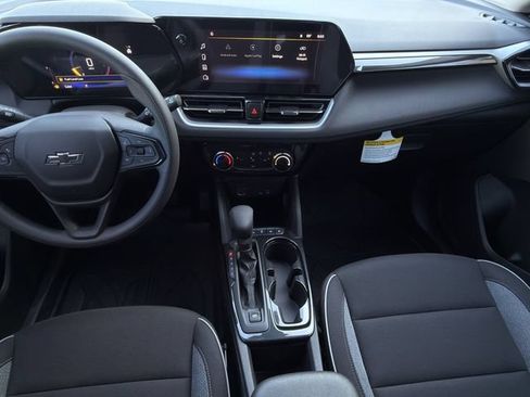 New 2026 Chevrolet TrailBlazer LT w/ Midnight Edition FWD image 13