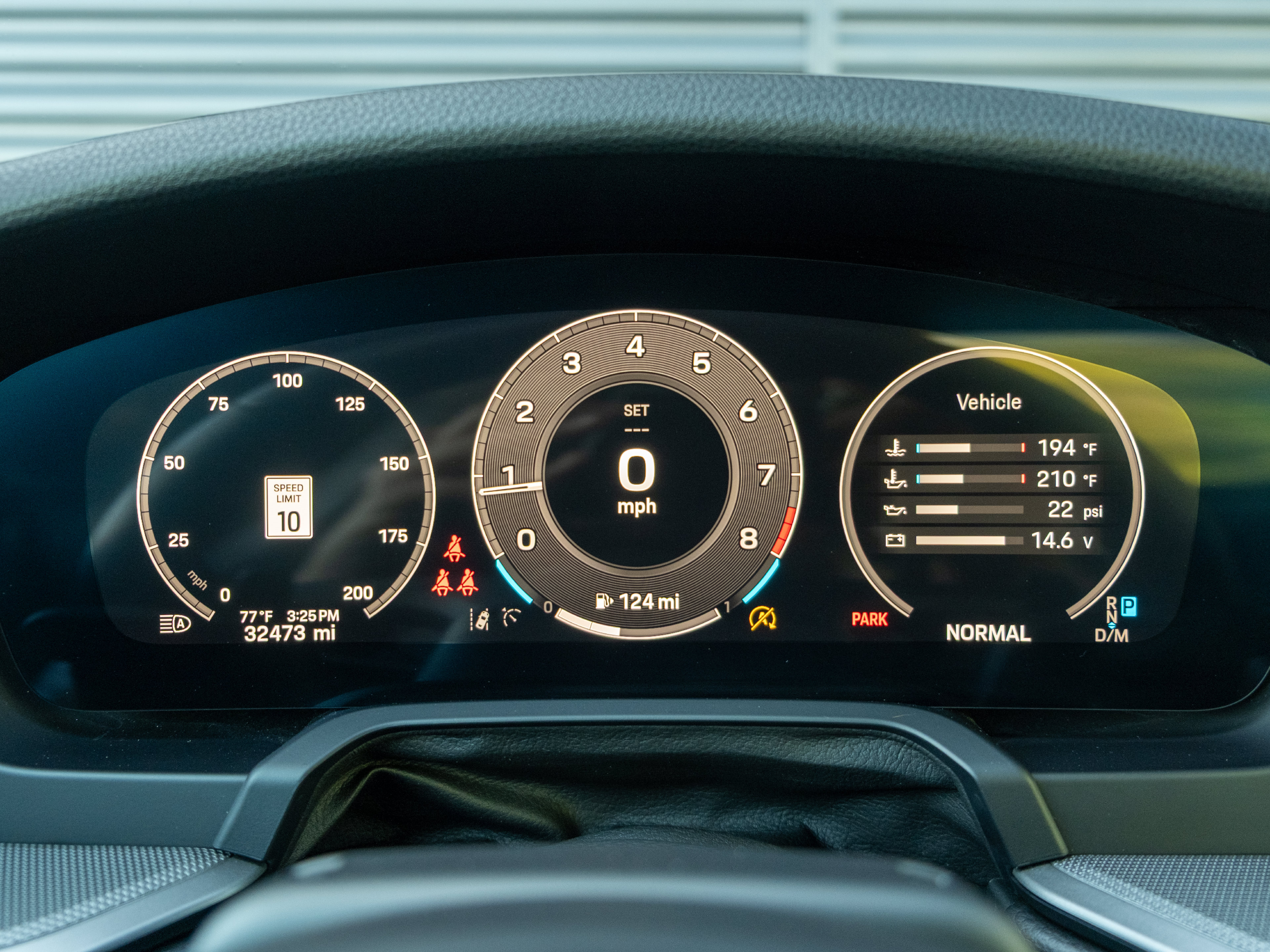 Certified 2025 Porsche 911 Carrera RWD image 24
