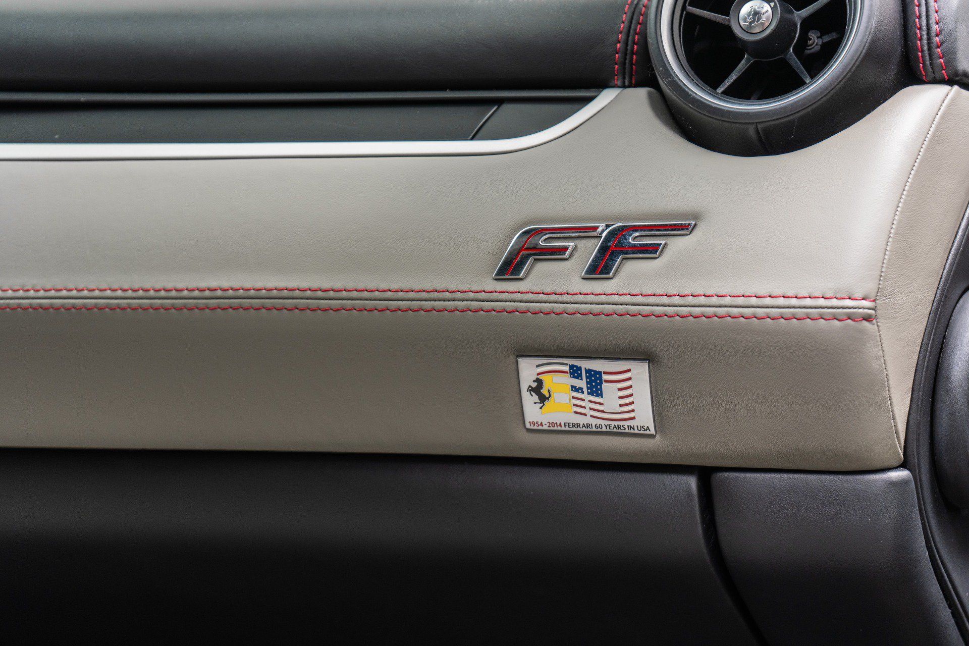 Used 2014 Ferrari FF AWD/4WD image 29