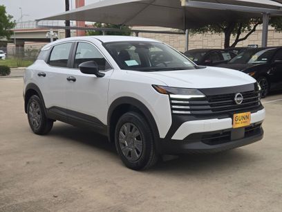 New 2026 Nissan Kicks S