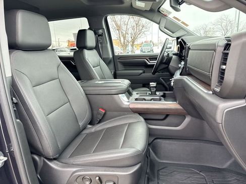 Used 2022 GMC Sierra 1500 SLT w/ SLT Premium Plus Package image 28