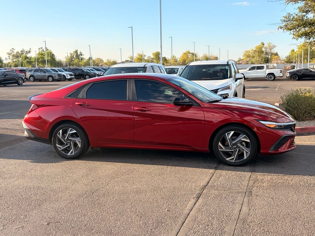 Used 2025 Hyundai Elantra Sport FWD image 6