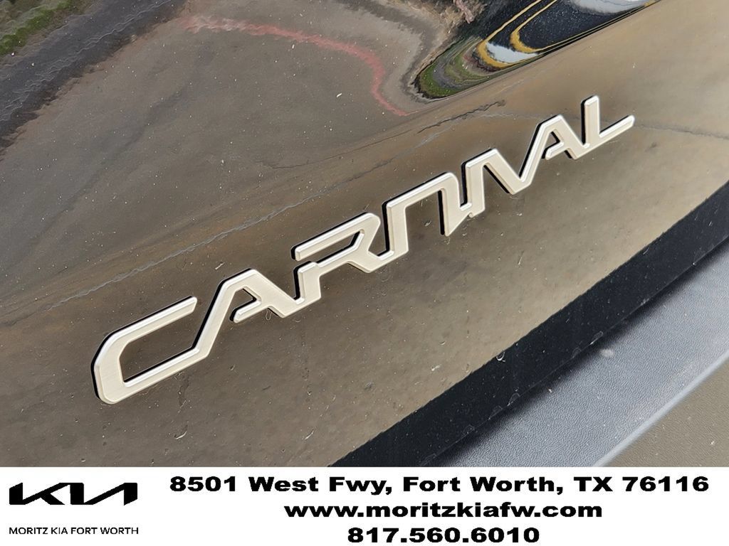 New 2026 Kia Carnival FWD image 8