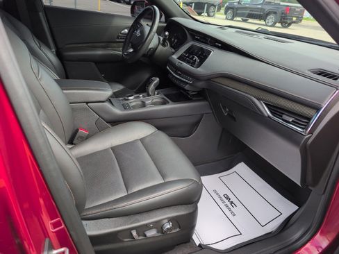 Used 2019 Cadillac XT4 Sport FWD image 10