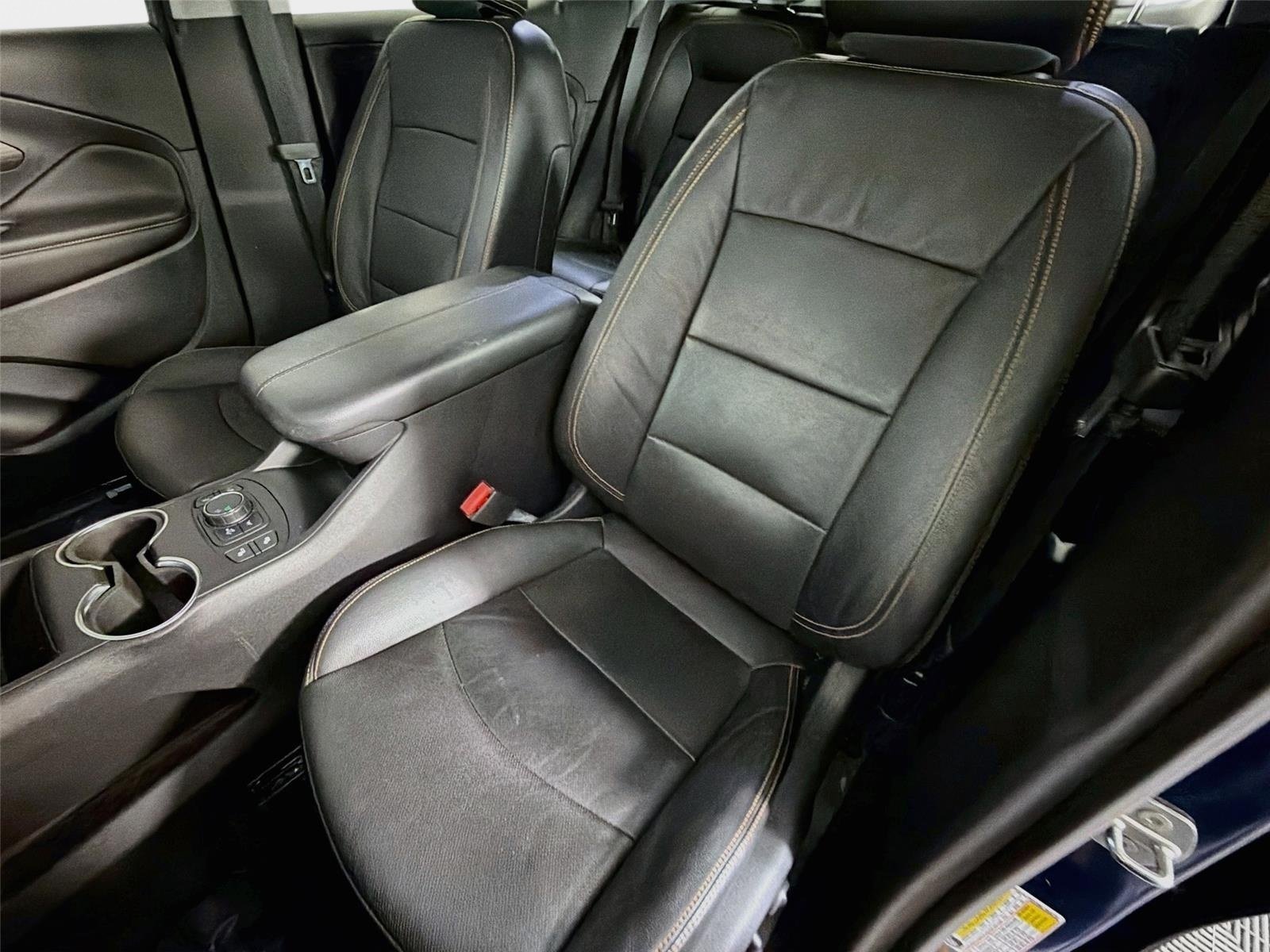 Used 2021 GMC Terrain SLT FWD image 12