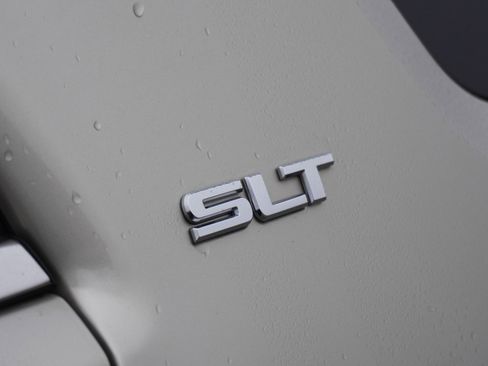 Used 2014 GMC Acadia SLT image 8