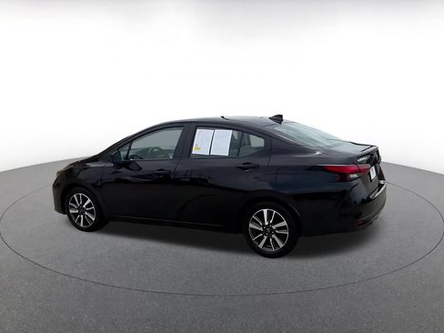 Used 2025 Nissan Versa SV FWD image 9