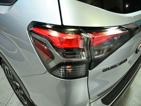 Certified 2025 Subaru Forester Limited image 11