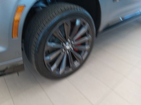 New 2026 Cadillac Escalade V w/ LPO, Onyx Lite Package image 6