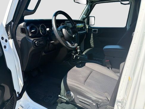 Used 2022 Jeep Wrangler Unlimited Sport AWD/4WD image 24
