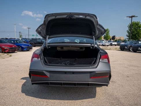 New 2025 Hyundai Elantra Sport image 10