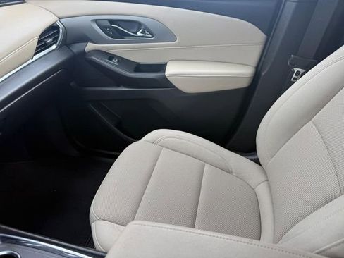 Used 2023 Chevrolet Traverse LS w/ Safety Package FWD image 21