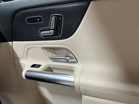 Used 2025 Mercedes-Benz GLA 250 GLA 250 image 27