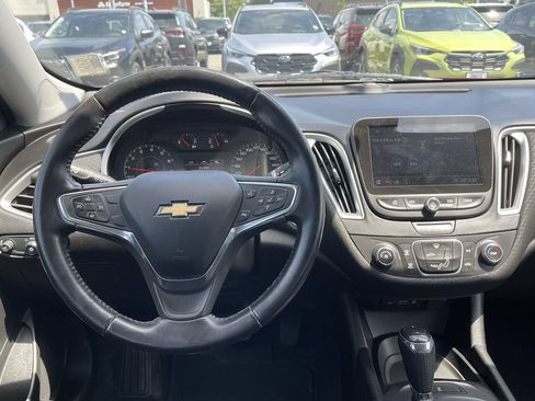 Used 2019 Chevrolet Malibu RS FWD image 26