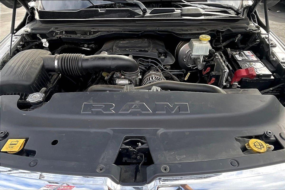 Used 2019 RAM 1500 Big Horn RWD image 10