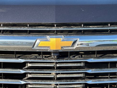 Used 2025 Chevrolet Suburban Premier image 49
