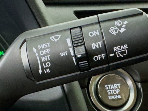 Used 2020 Lexus UX 200 FWD image 15