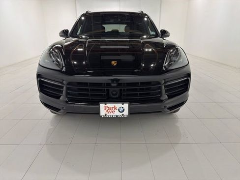 Used 2022 Porsche Cayenne Platinum Edition AWD/4WD image 8
