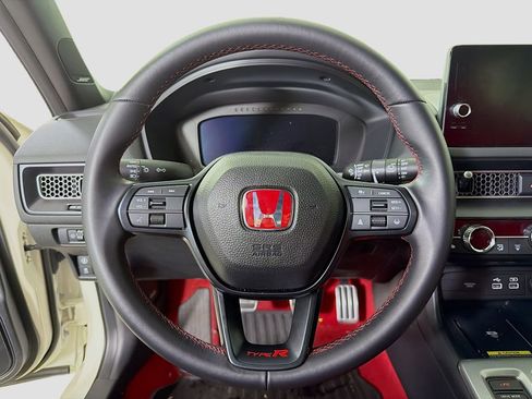 Used 2025 Honda Civic Type R image 14