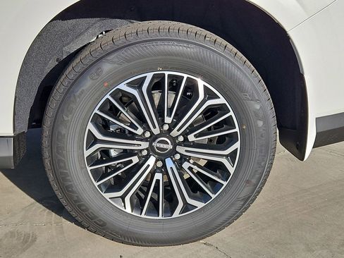 New 2026 Nissan Armada Platinum image 9