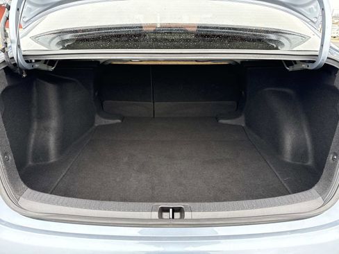 Used 2021 Toyota Corolla SE image 19