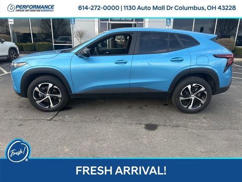 Used 2025 Chevrolet Trax RS w/ Driver Confidence Package image 7