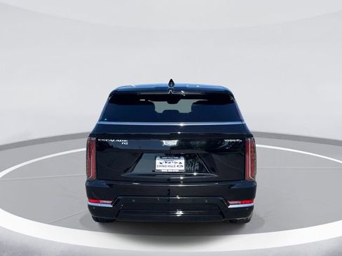 Used 2025 Cadillac Escalade IQ Luxury 2 w/ LPO, Premium Carpet Package AWD/4WD image 5
