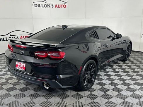 Used 2022 Chevrolet Camaro LT RWD image 8
