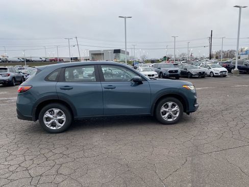 Certified 2025 Honda HR-V LX image 31