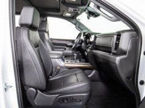 Used 2023 GMC Sierra 1500 SLT w/ SLT Premium Package image 14