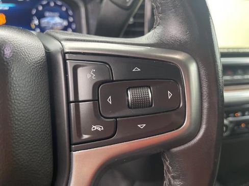 Used 2022 Chevrolet Silverado 1500 LT image 10