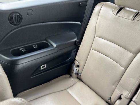 Used 2021 Honda Pilot EX-L image 4