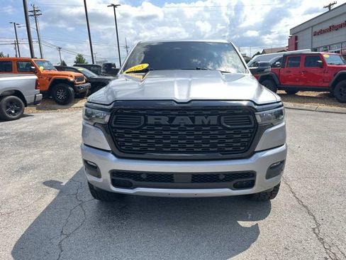 Used 2025 RAM 1500 Big Horn AWD/4WD image 9