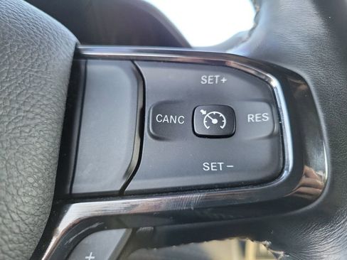 Used 2022 RAM 1500 Limited w/ Body Color Bumper Group image 14