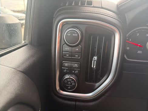 Used 2022 Chevrolet Silverado 3500 High Country image 17