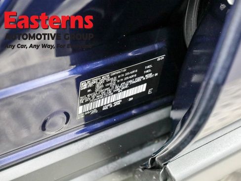 Used 2024 Toyota Venza LE image 35