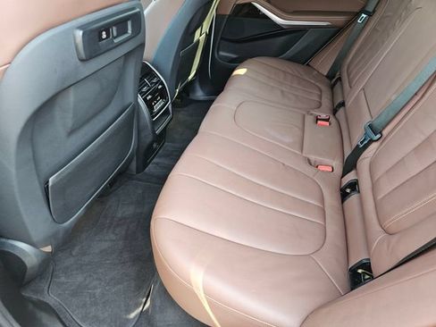 Used 2019 BMW X5 xDrive40i w/ Convenience Package AWD/4WD image 29