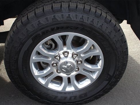 Used 2017 RAM 2500 Laramie image 14