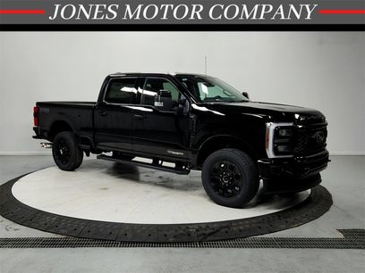 New 2026 Ford F250 Lariat w/ Black Appearance Package