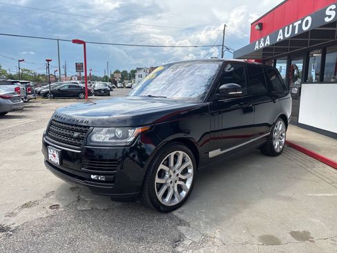 Used 2017 Land Rover Range Rover Supercharged AWD/4WD image 9