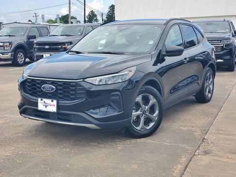 Used 2025 Ford Escape ST-Line FWD image 31