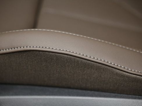 Used 2025 BMW X3 xDrive30i w/ Premium Package image 22