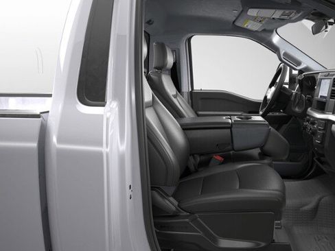 New 2026 Ford F250 XL w/ F-250 >10K GVWR Package RWD image 6