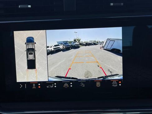 Used 2025 GMC Sierra 2500 Denali Ultimate AWD/4WD image 68