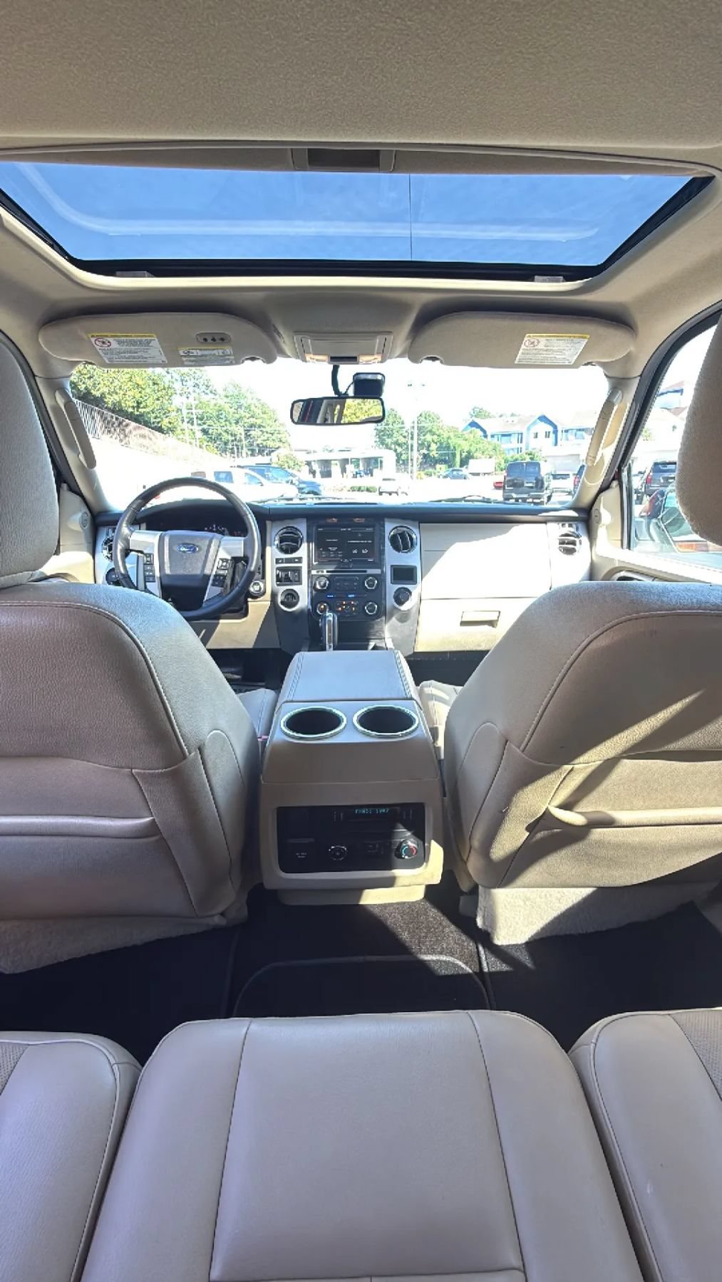 Used 2015 Ford Expedition Limited w/ Equipment Group 301A RWD image 34