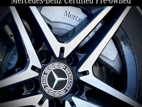 Used 2025 Mercedes-Benz C 300 4MATIC Sedan image 11