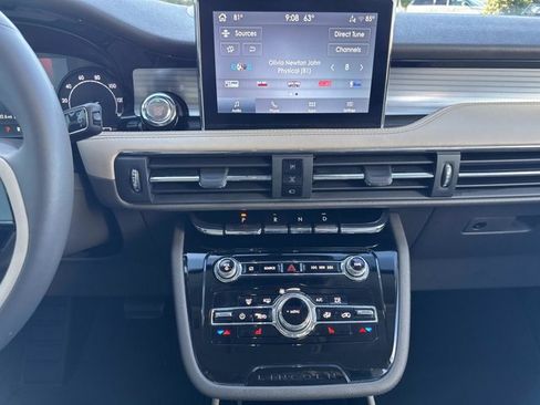 Certified 2022 Lincoln Corsair Standard image 32